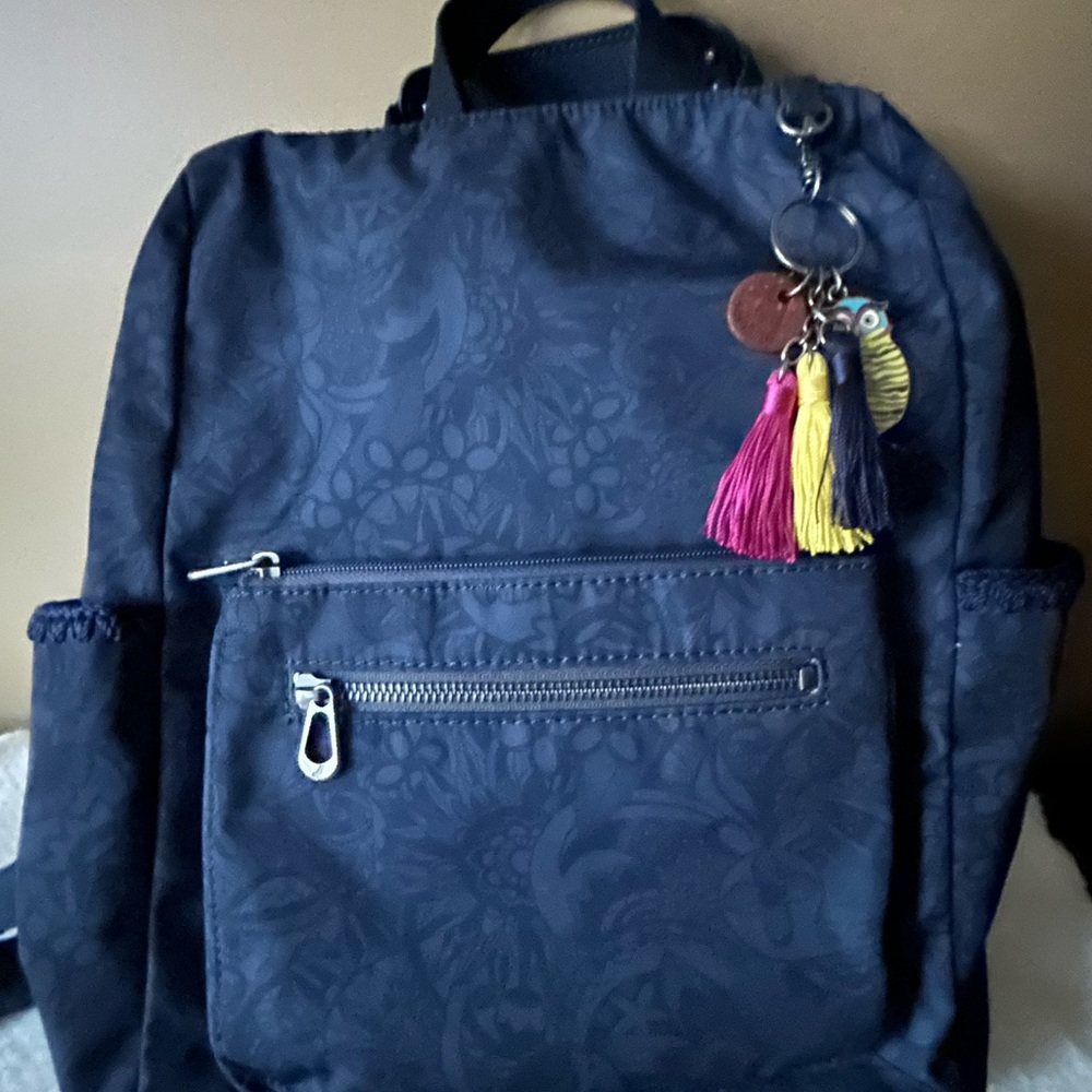 Samroots Loyola convertible backpack/ crossbody.
